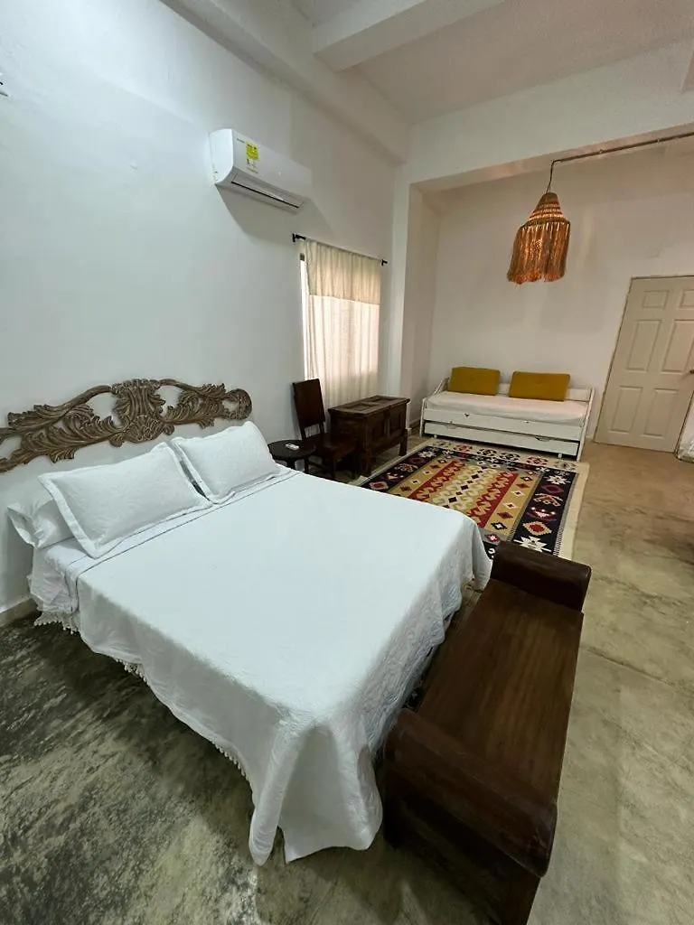 Studio Apartments In The Old City contacts